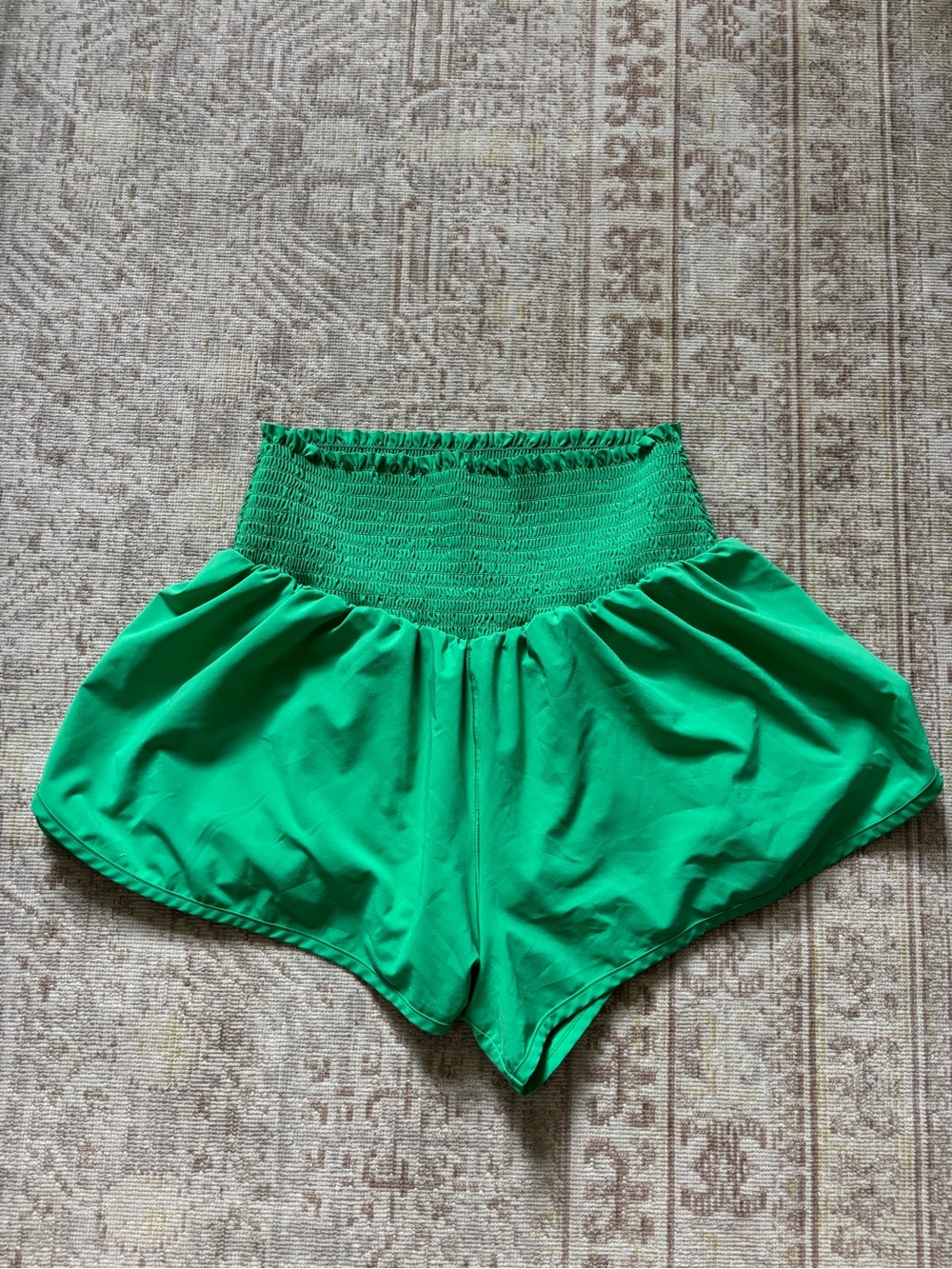 Aerie Offline Green Athletic Shorts Size Large